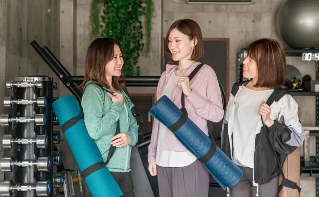 家族や友人とのつながりを保ちやすい