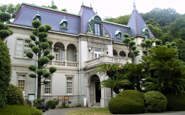 萬翠荘(松山市)