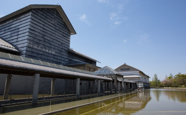 高知県立美術館（高知市）